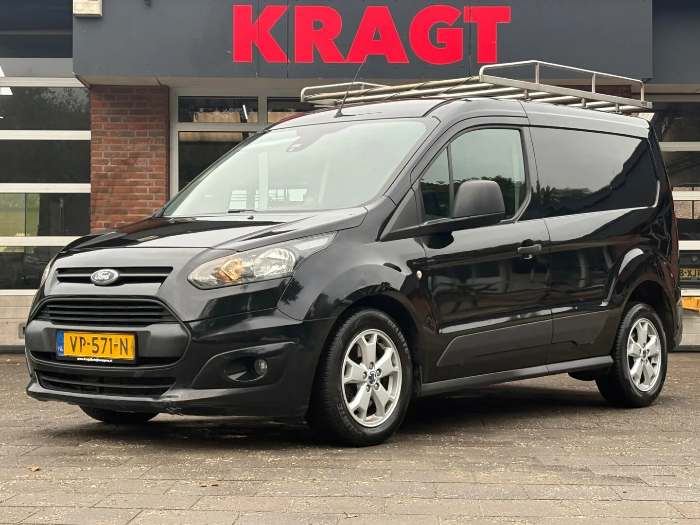 Ford Transit Connect (2015) — foto 1