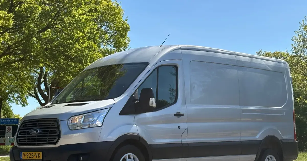 Ford Transit (2019) — foto 1