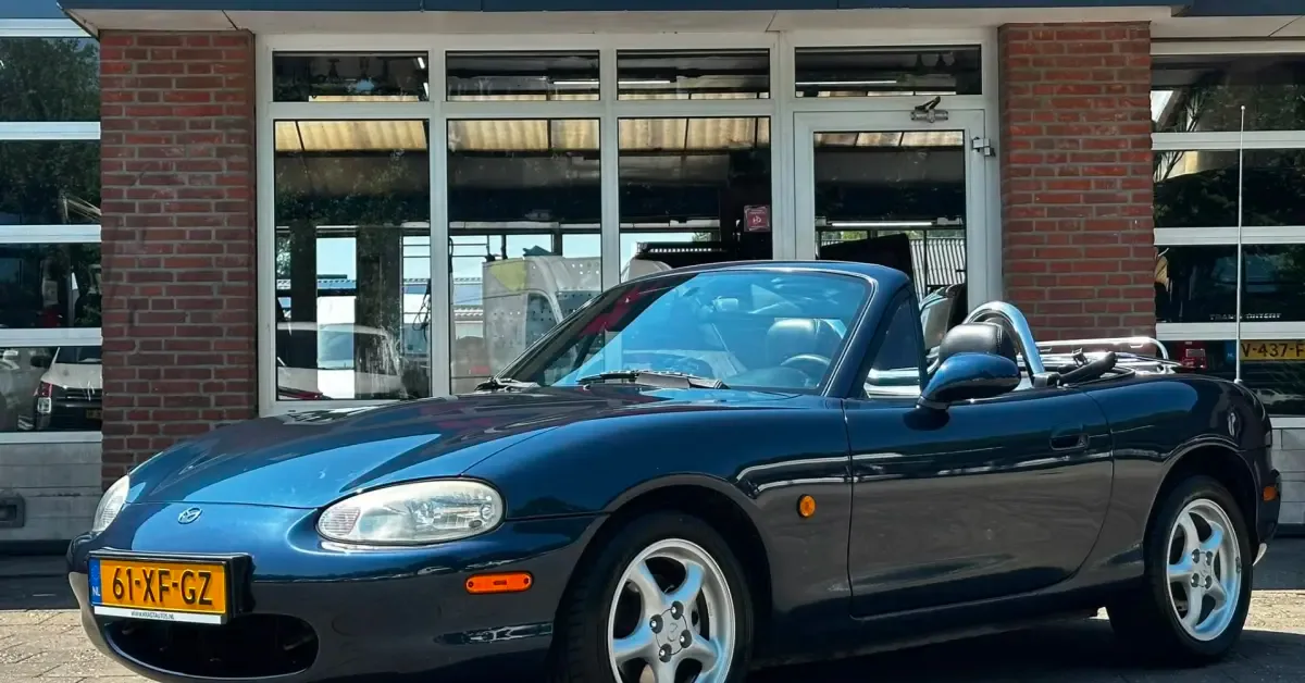 Mazda MX-5 (1998) — foto 1