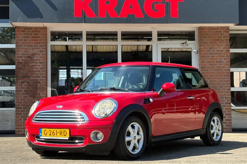 MINI One (2010)