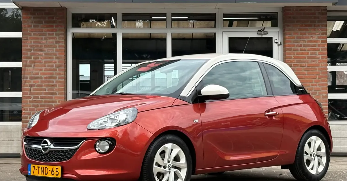 Opel Adam (2014) — foto 1