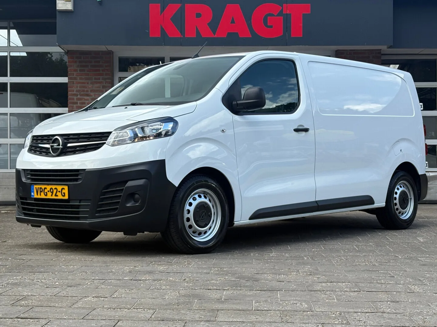 Opel Vivaro (2022) — foto 1