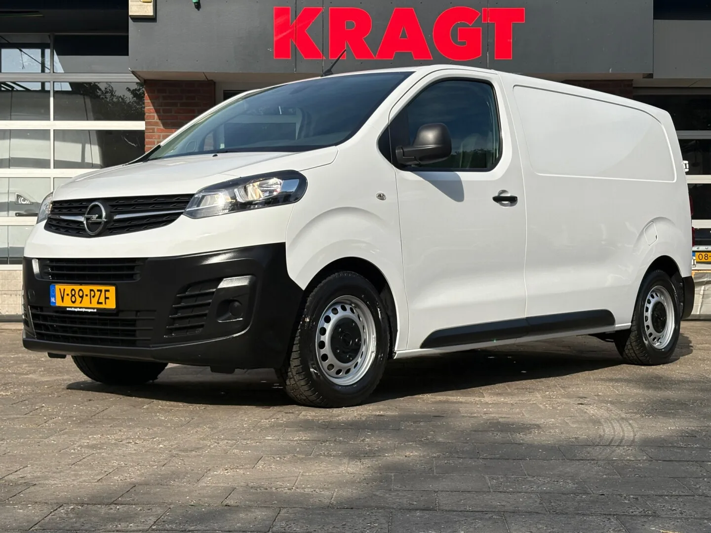 Opel Vivaro (2021) — foto 1