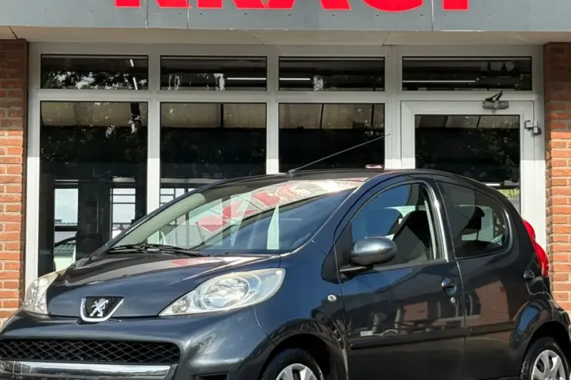 Peugeot 107 (2010)