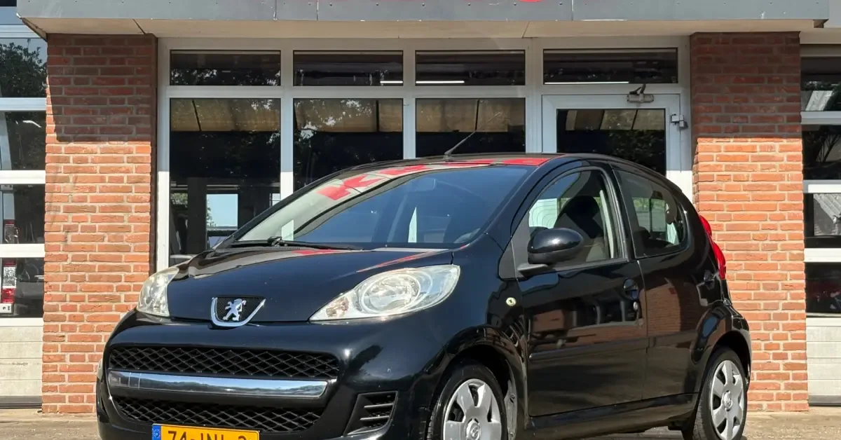 Peugeot 107 (2009) — foto 1