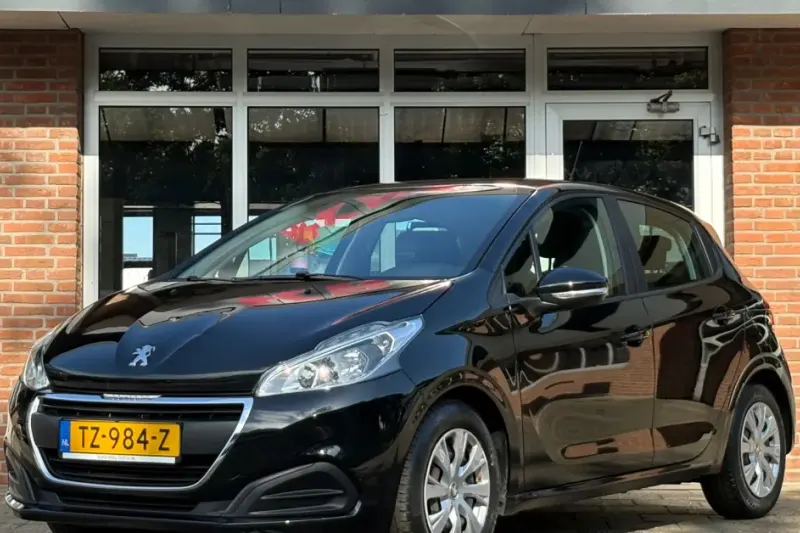 Peugeot 208 (2018)