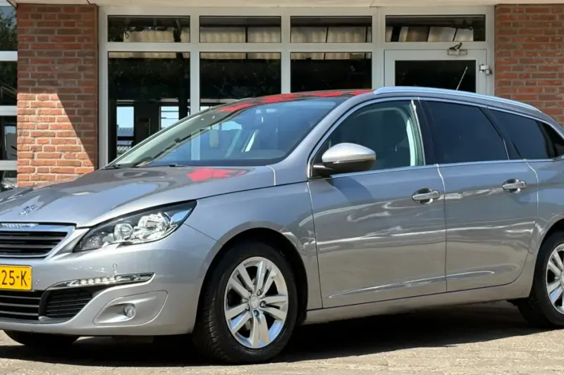 Peugeot 308 (2015)