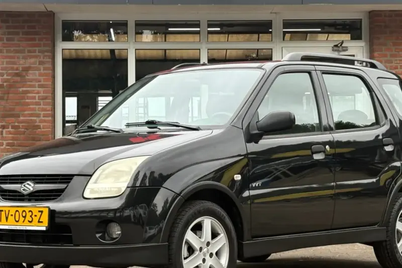Suzuki Ignis (2005)
