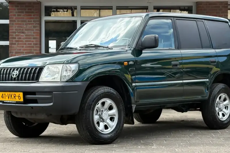 Toyota Land (2001)