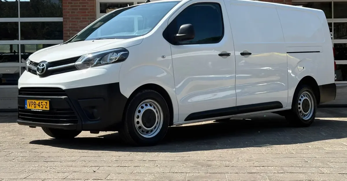 Toyota Proace (2022) — foto 1