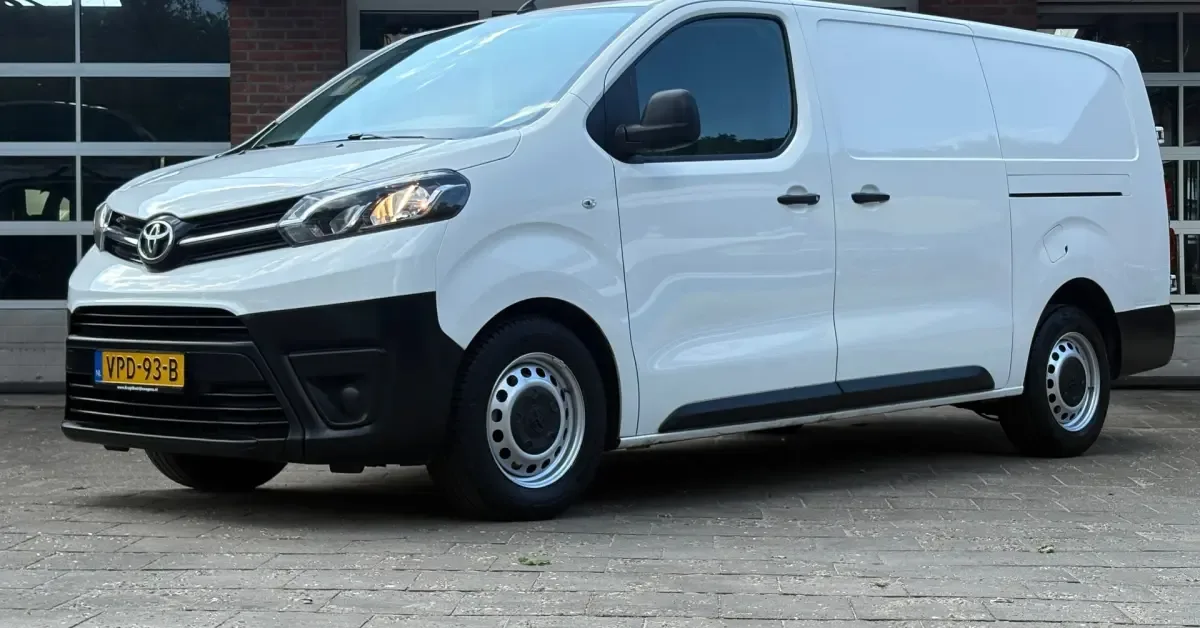 Toyota Proace (2022) — foto 1