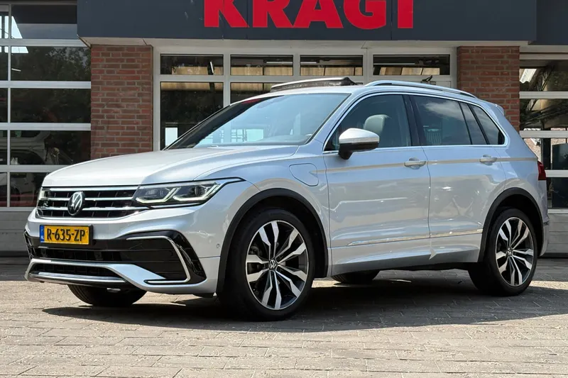 Volkswagen Tiguan (2023)