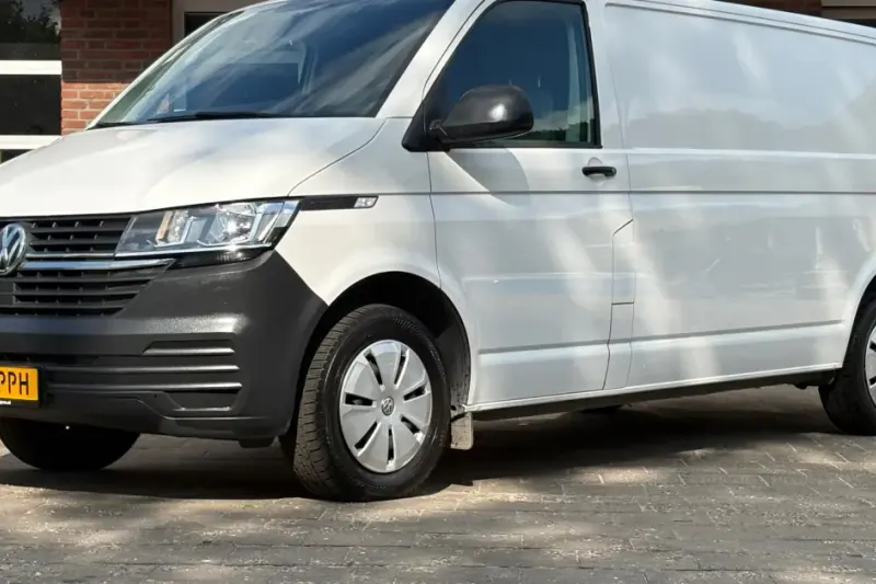 Volkswagen Transporter (2024)