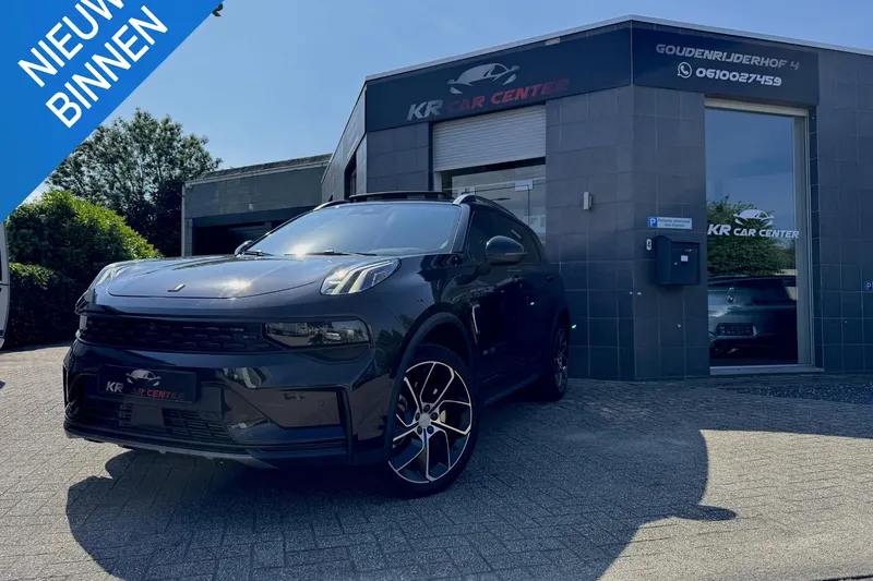 Lynk & Co 01 (2024)