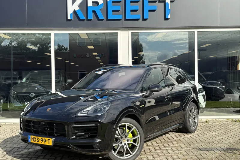 Porsche Cayenne (2023)