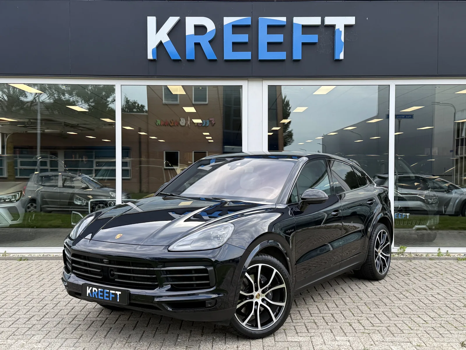 Porsche Cayenne (2023) — foto 1