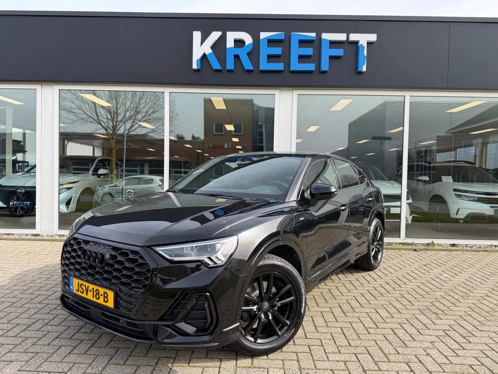 Audi Q3 (2019) — foto 1