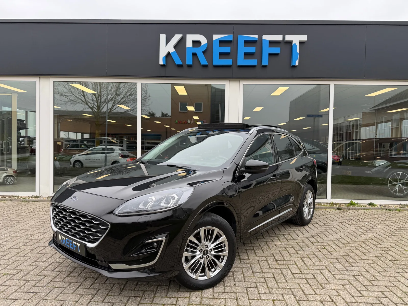 Ford Kuga (2023) — foto 1