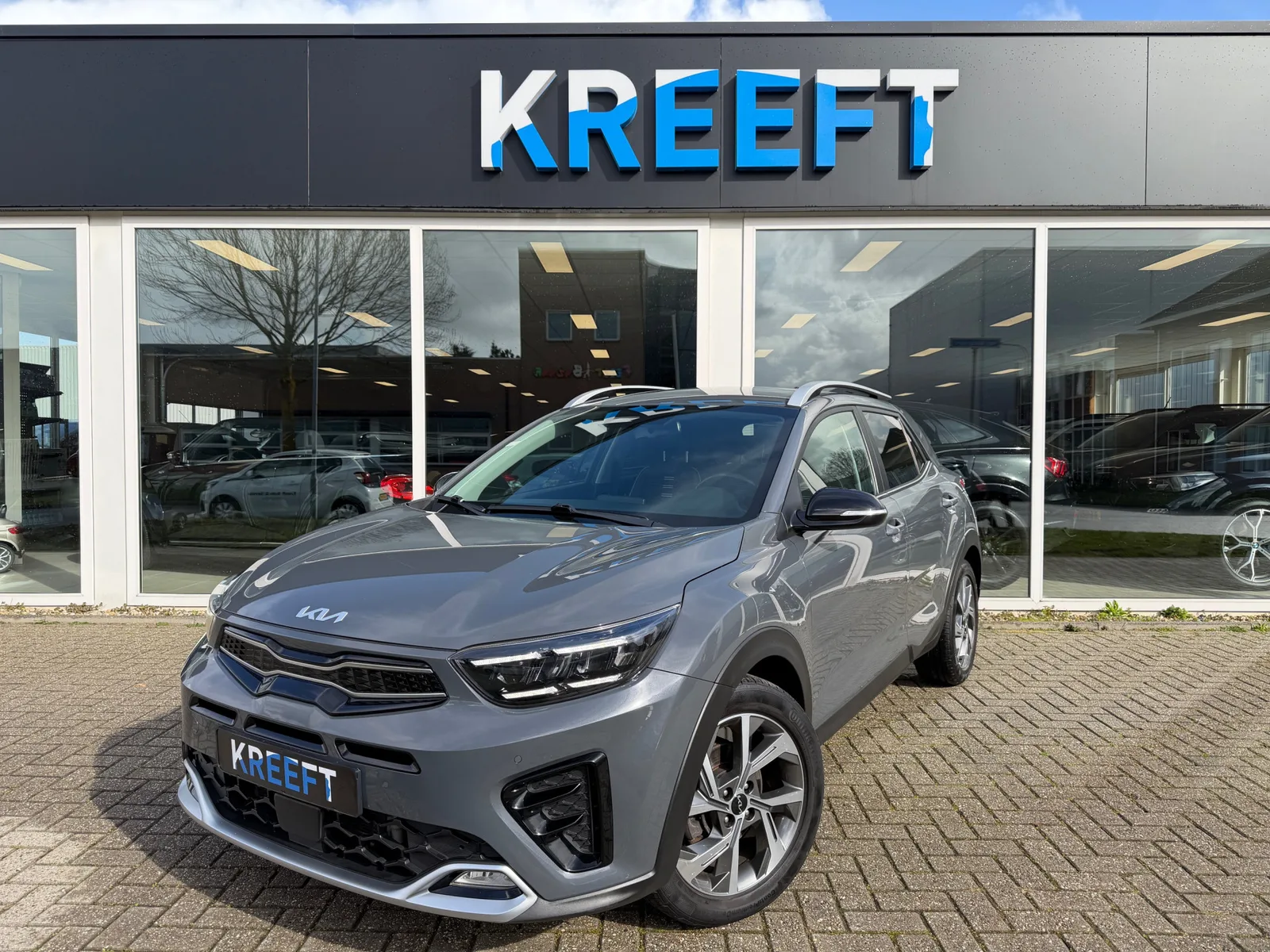 Kia Stonic (2021) — foto 1