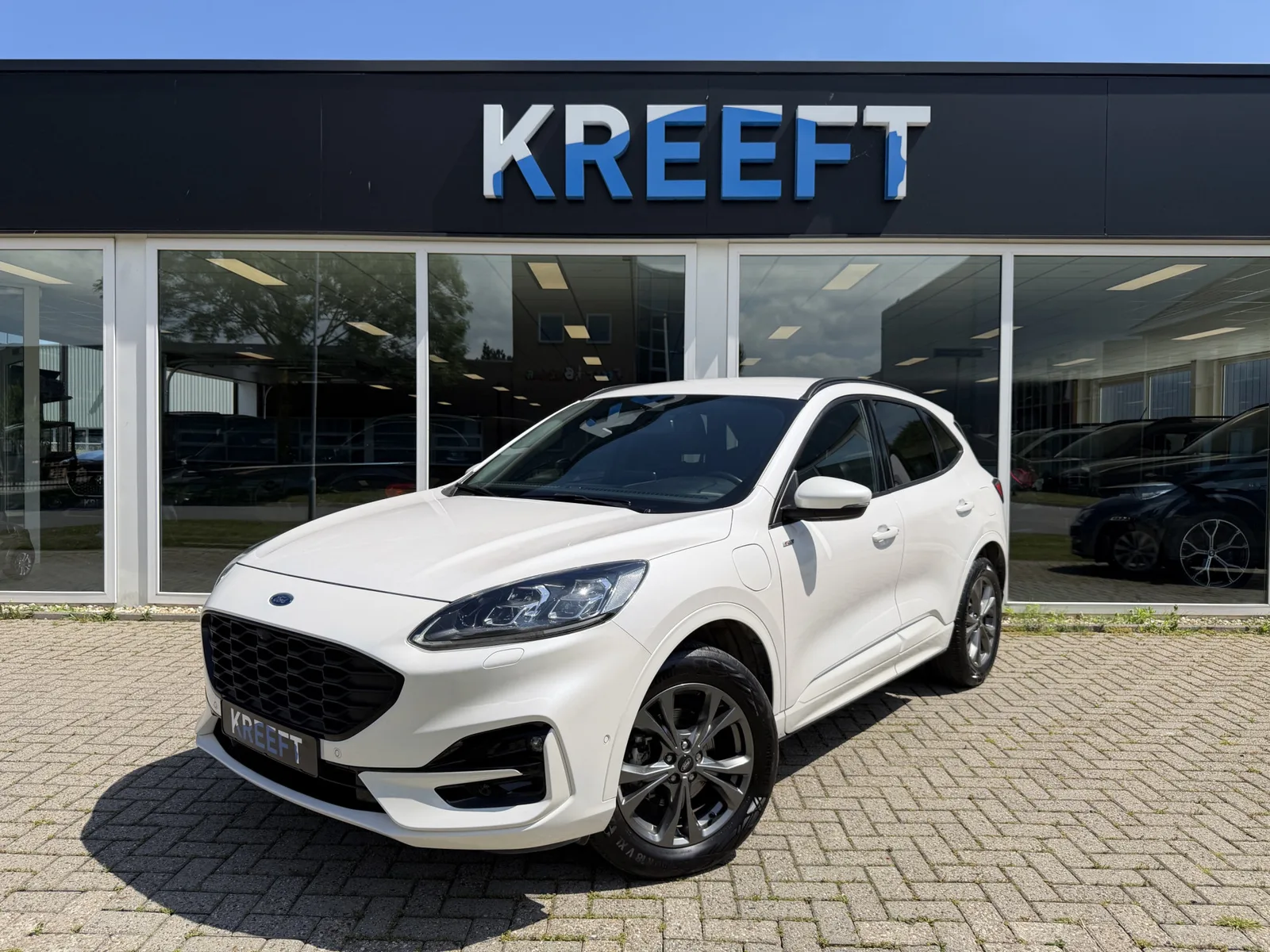 Ford Kuga (2023) — foto 1