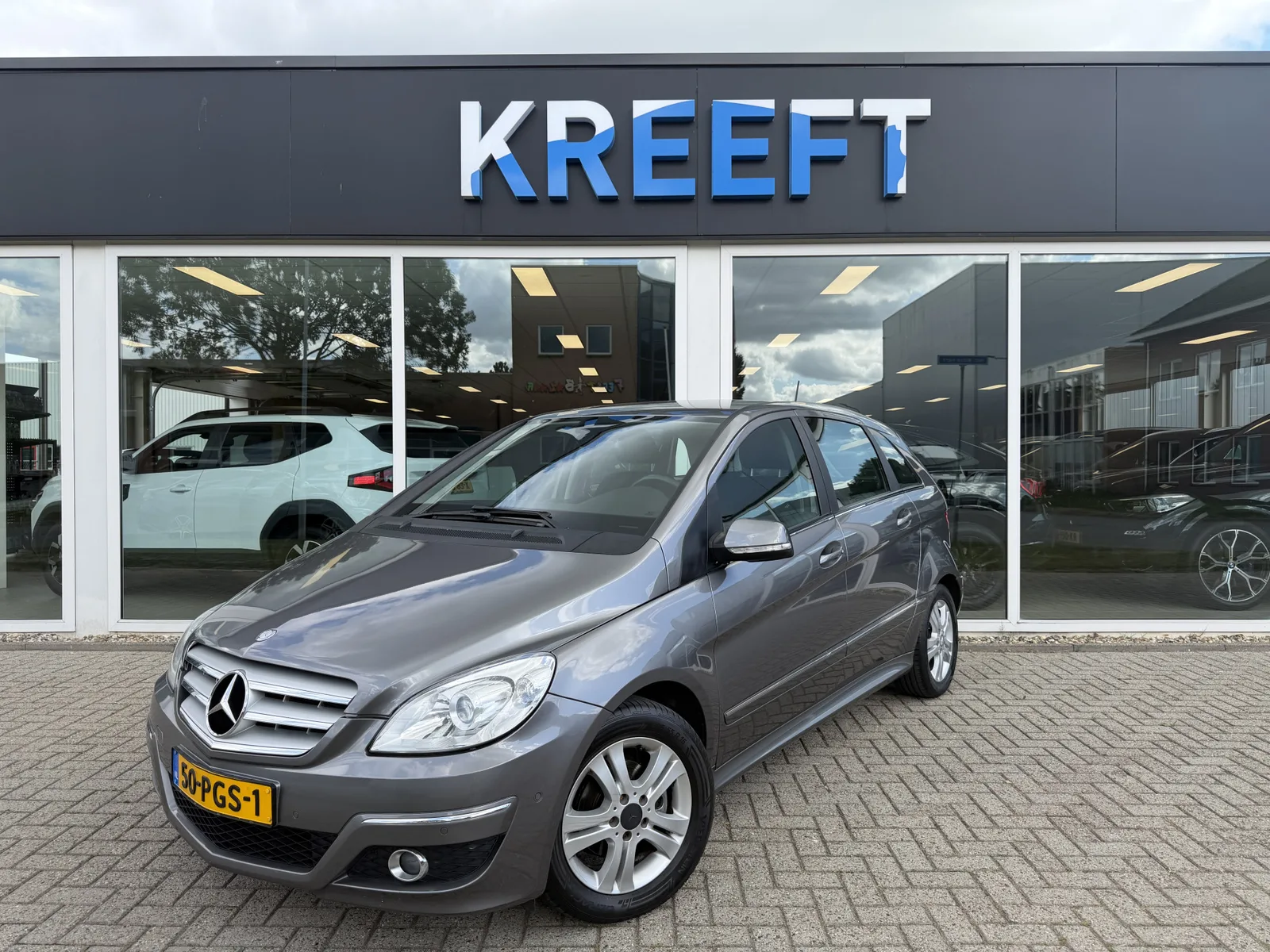 Mercedes-Benz B-Klasse (2011) — foto 1