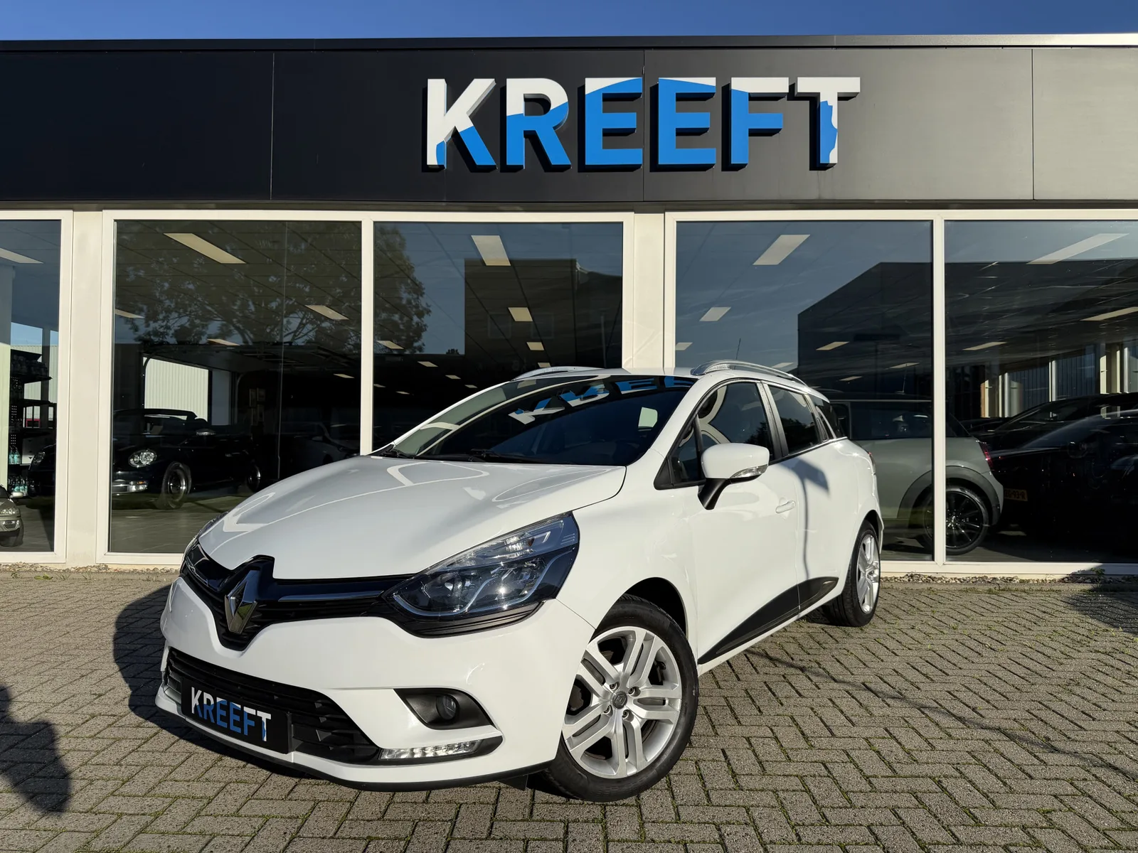 Renault Clio (2020) — foto 1