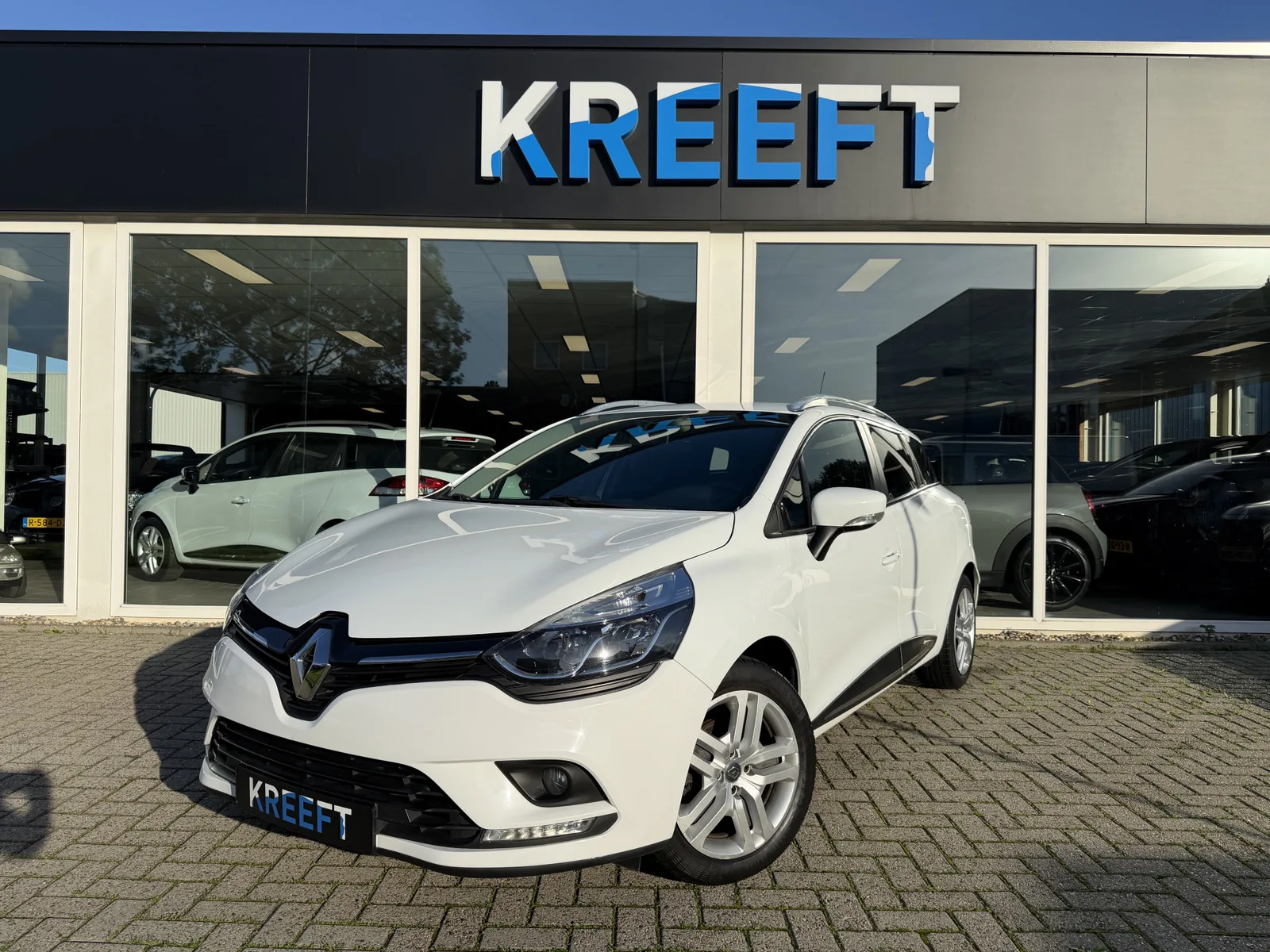 Renault Clio (2020) — foto 1