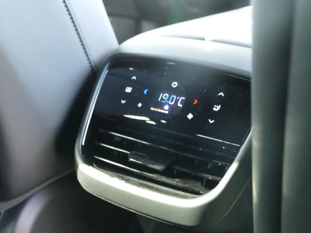 Mazda CX-6e (0) — foto 1