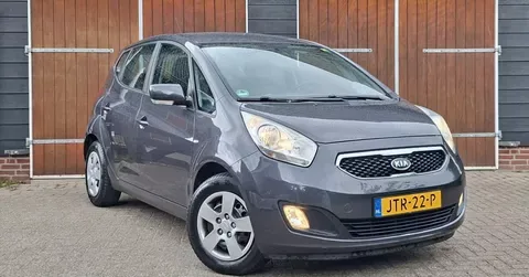 Kia Venga (2012) — foto 1