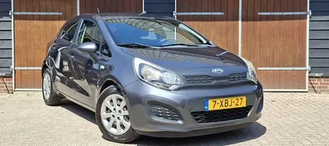Kia Rio (2014) — foto 1