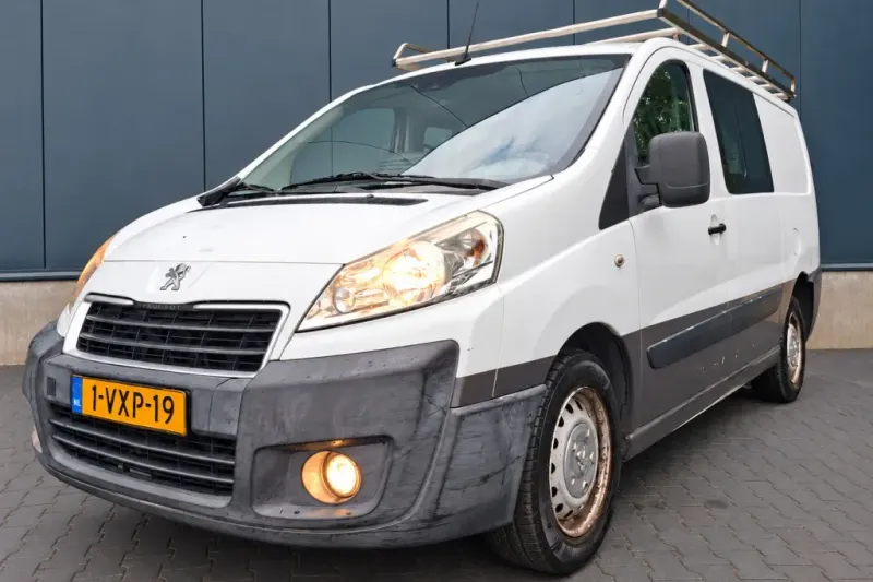 Peugeot Expert (2012)