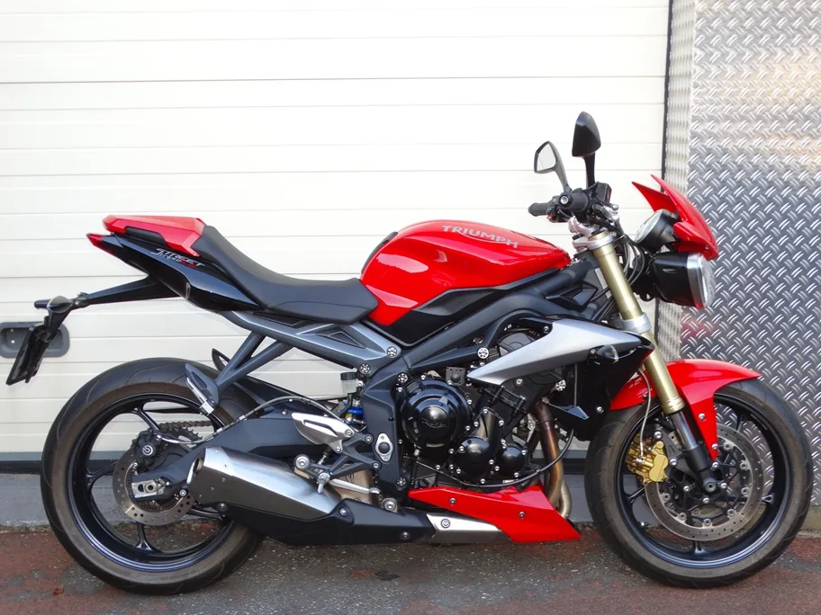 Triumph Street Triple 675 (2014) — foto 1