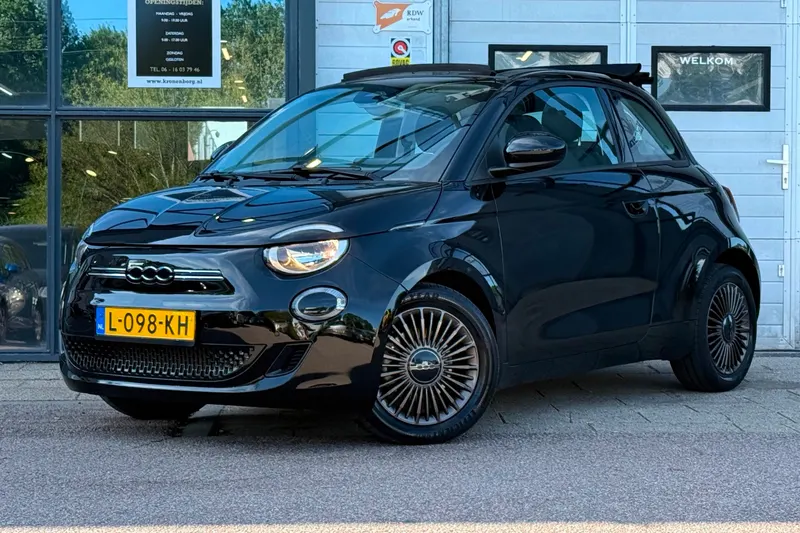 Fiat 500C (2021)