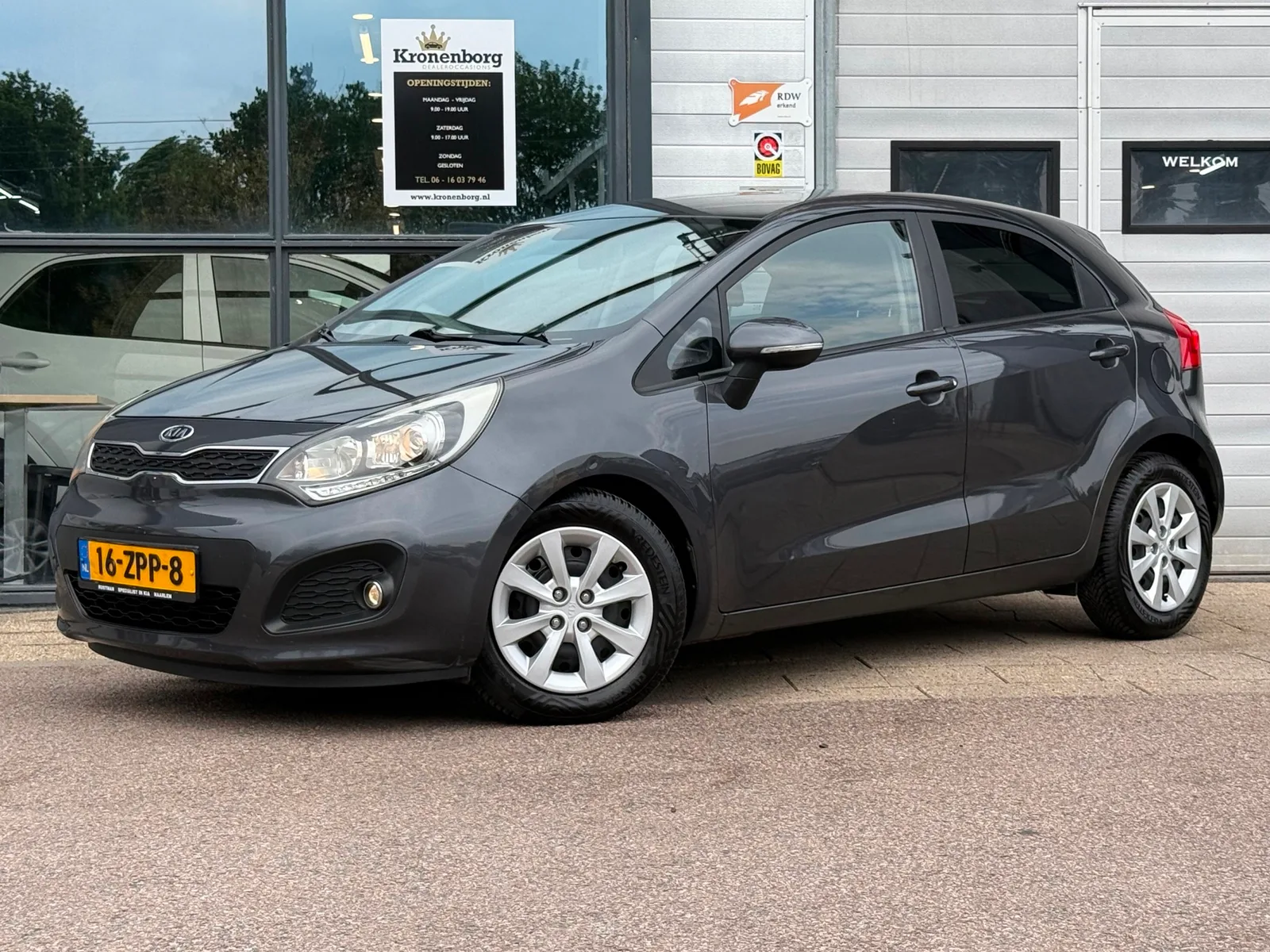 Kia Rio (2013) — foto 1