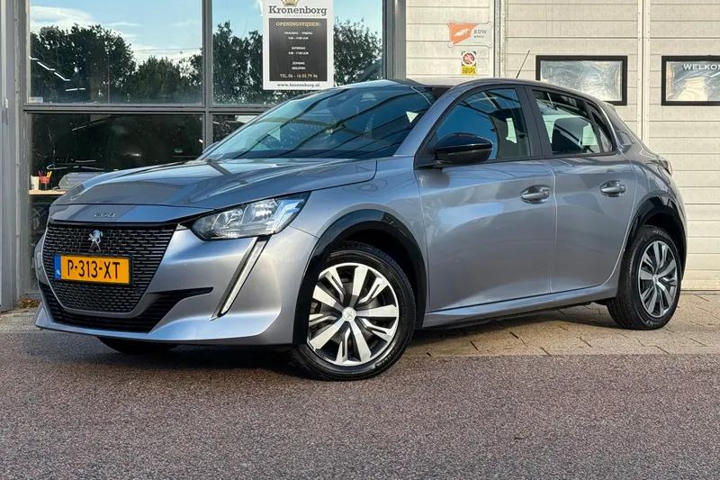 Peugeot e-208 (2022)