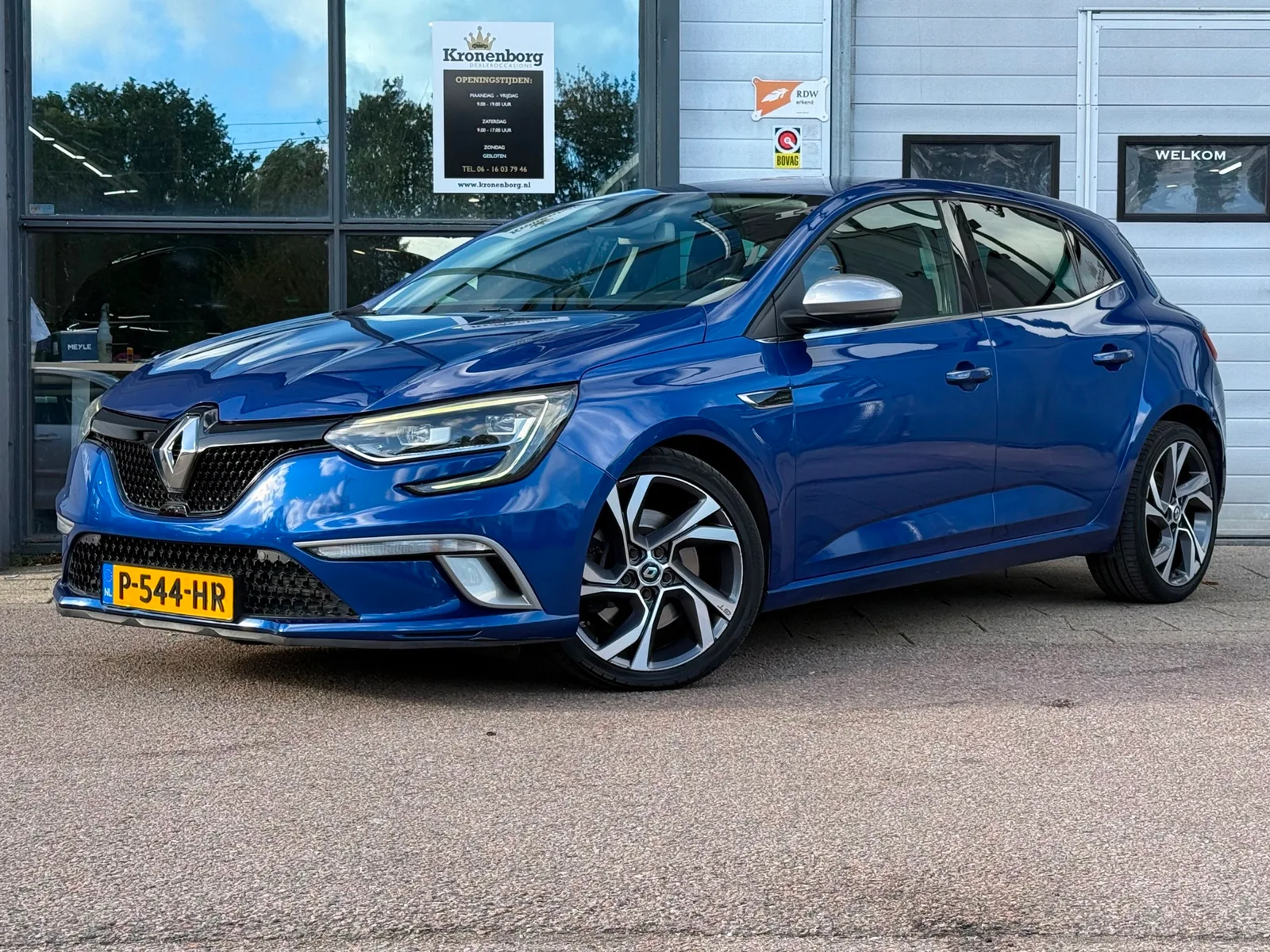 Renault Mégane (2016) — foto 1