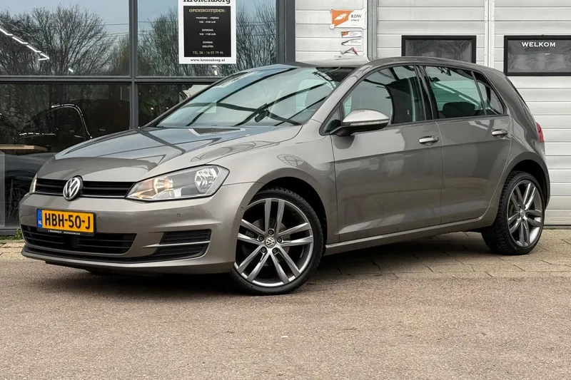 Volkswagen Golf (2016)