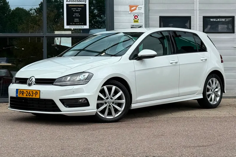 Volkswagen Golf (2016)
