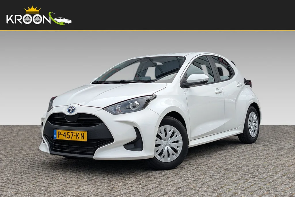 Toyota Yaris (2022) — foto 1