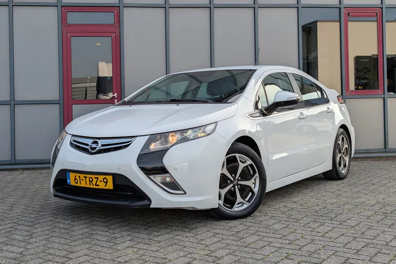 Opel Ampera (2012)