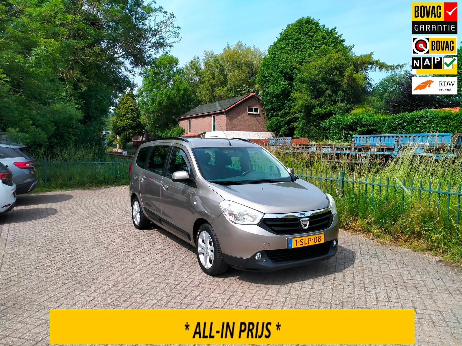 Dacia Lodgy (2013) — foto 1