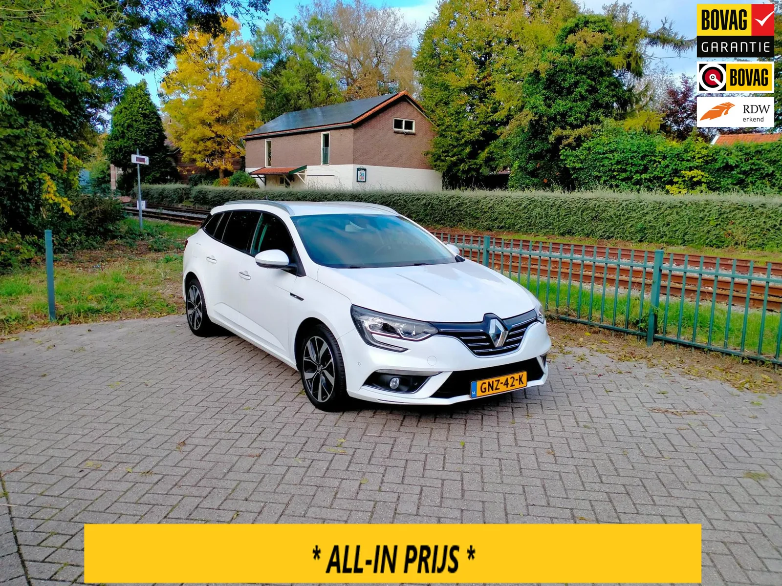 Renault Mégane (2018) — foto 1