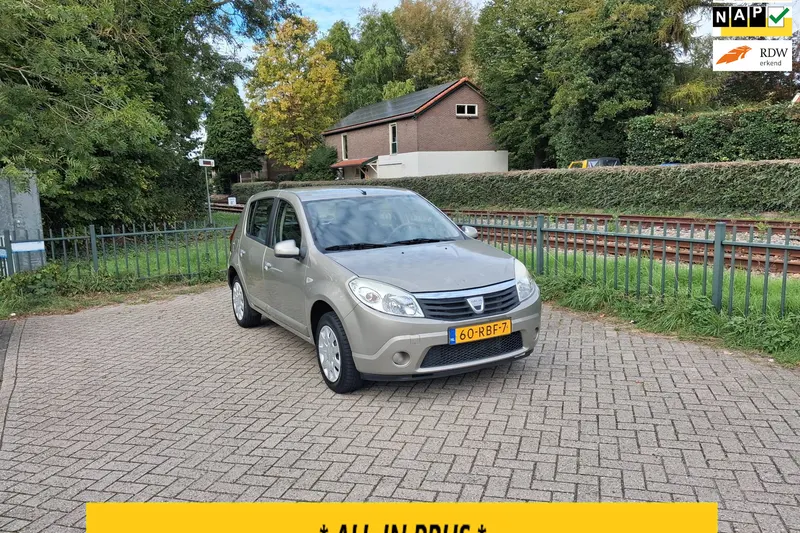 Dacia Sandero (2011)