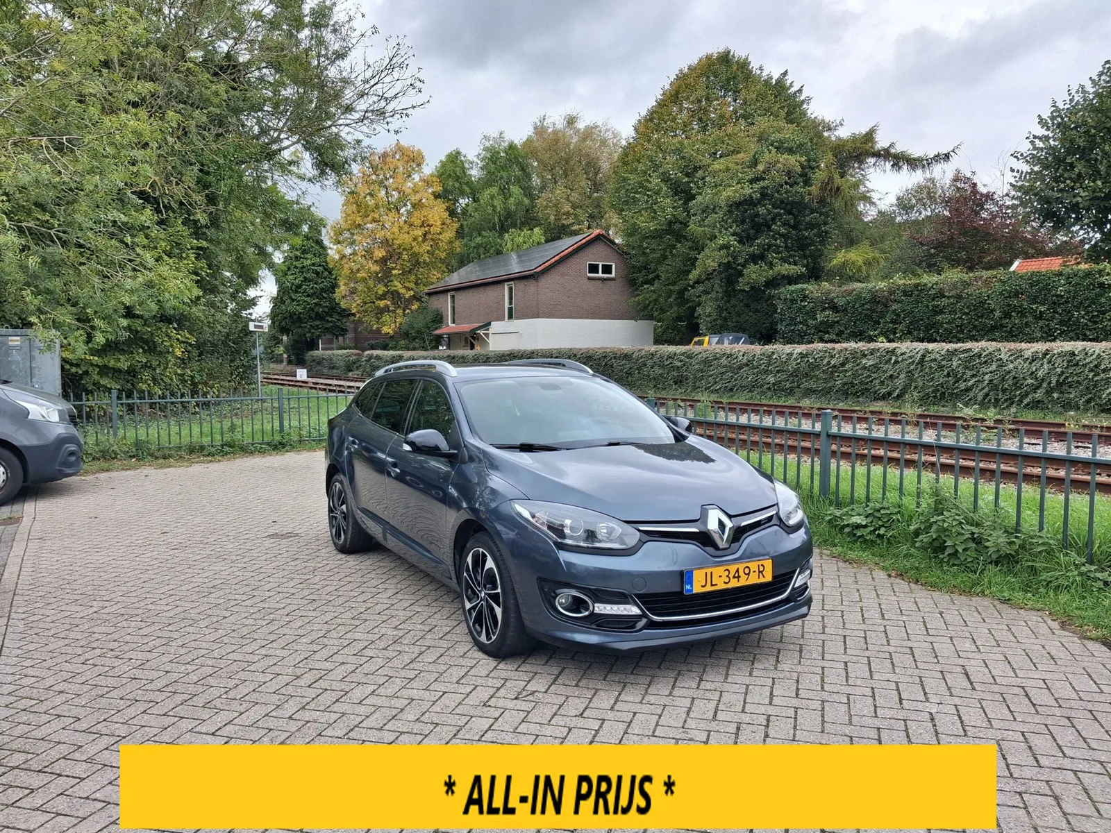 Renault Mégane (2016) — foto 1