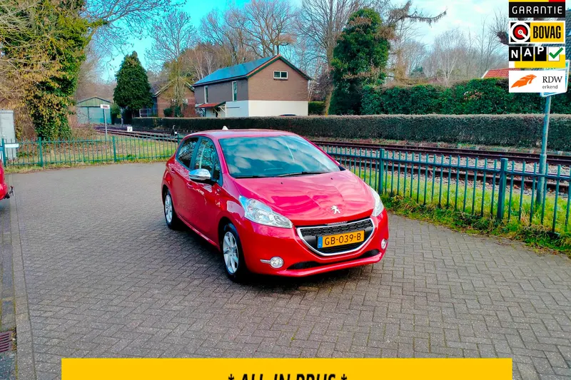 Peugeot 208 (2015)