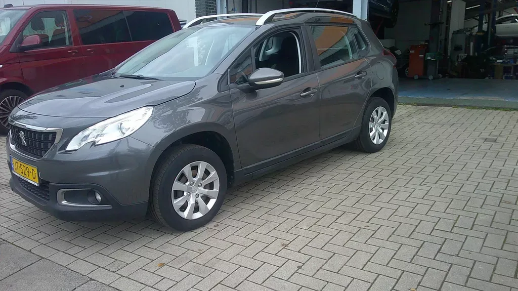 Peugeot 2008 (2016) — foto 1