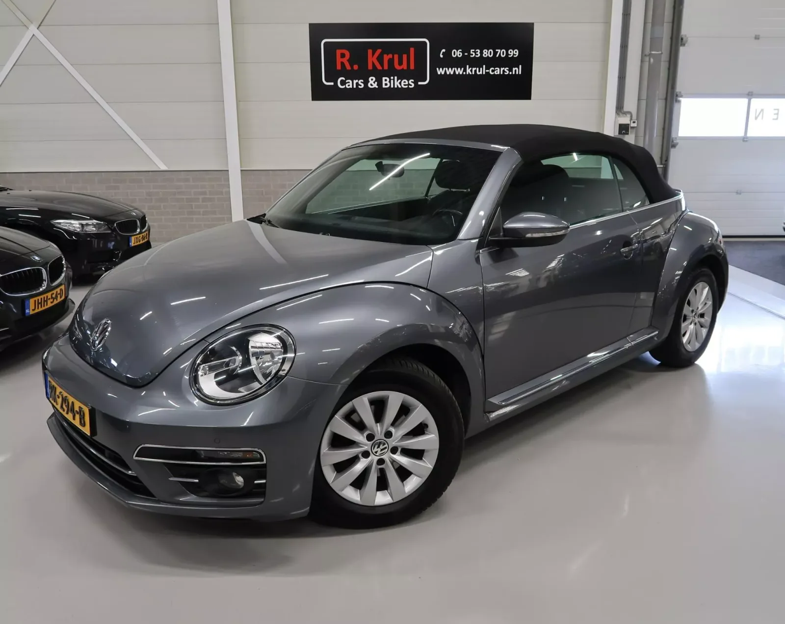 Volkswagen Beetle (2017) — foto 1