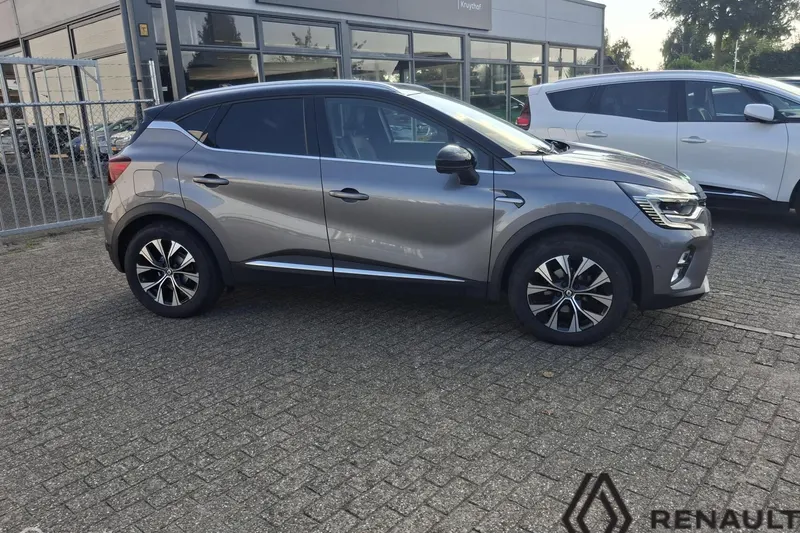 Renault Captur (2024)