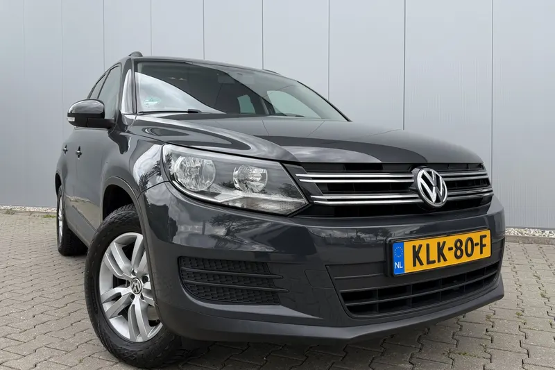 Volkswagen Tiguan (2016)