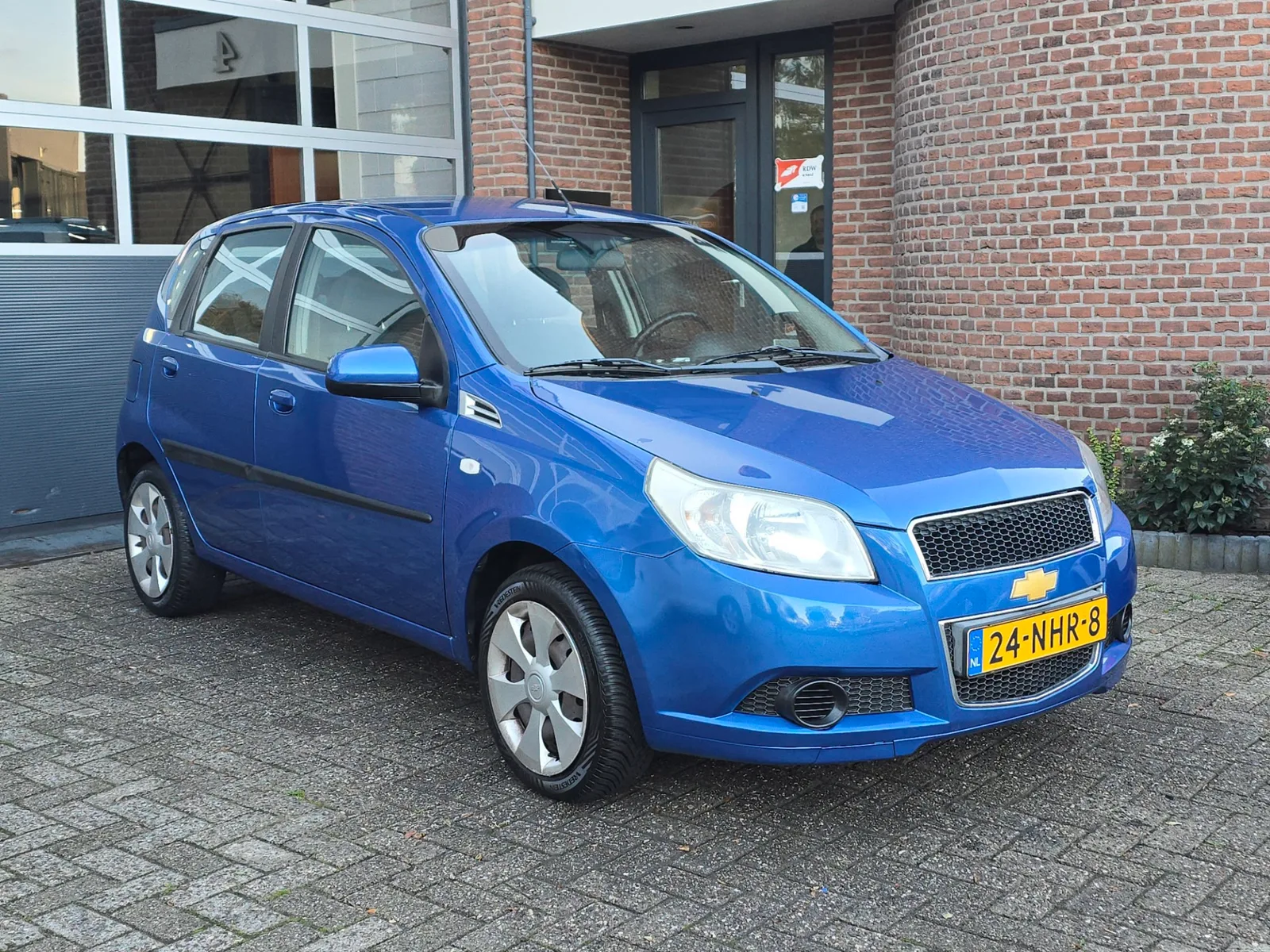 Chevrolet Aveo (2010) — foto 1